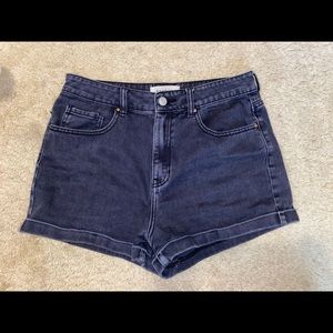 Black Mom Short PacSun